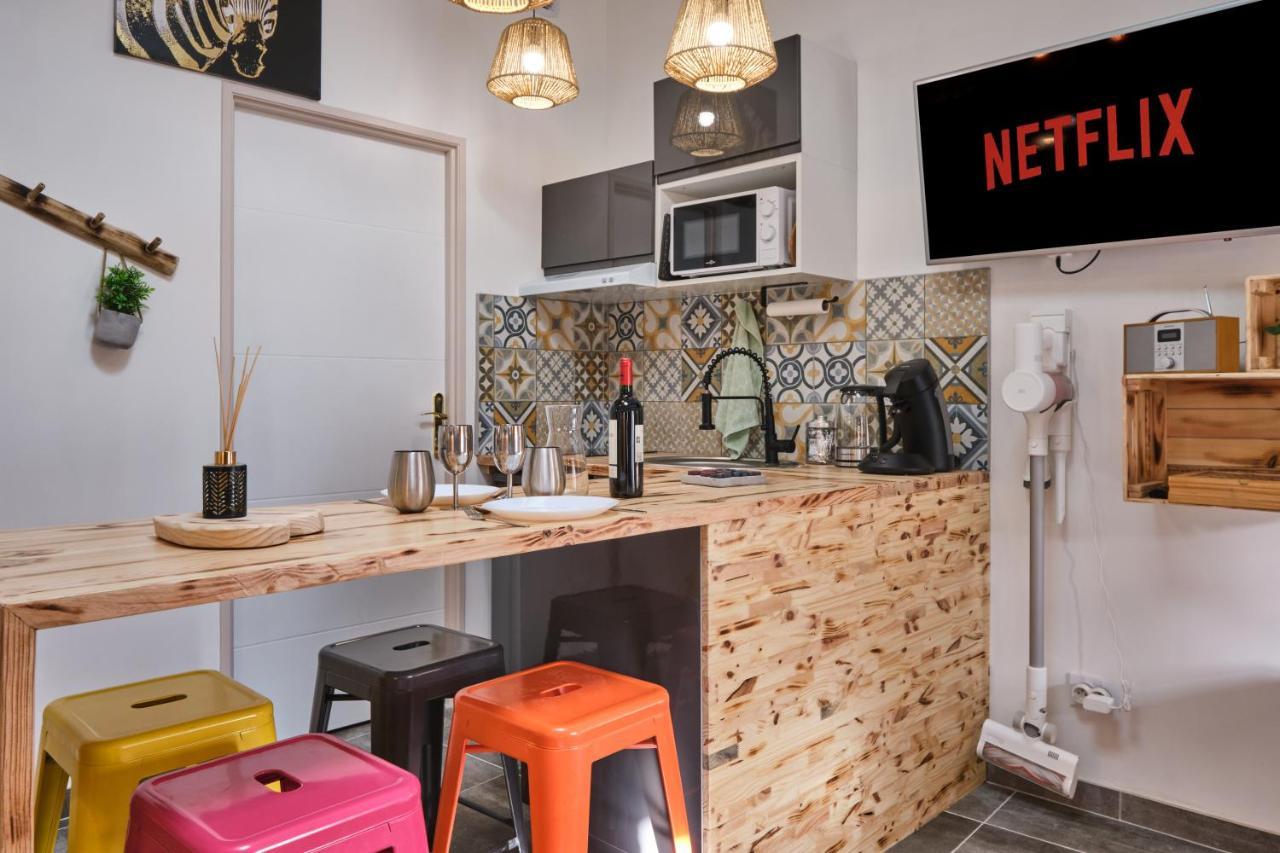 Place Carnot - Studio Tout Equipe Avec Jacuzzi Proche Toutes Commodites Carcassonne Zewnętrze zdjęcie