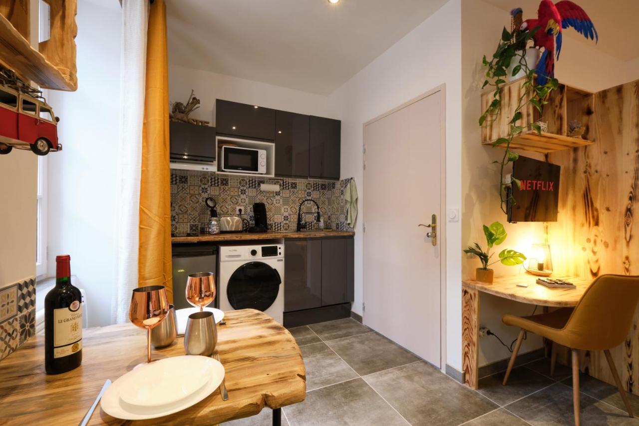 Place Carnot - Studio Tout Equipe Avec Jacuzzi Proche Toutes Commodites Carcassonne Zewnętrze zdjęcie